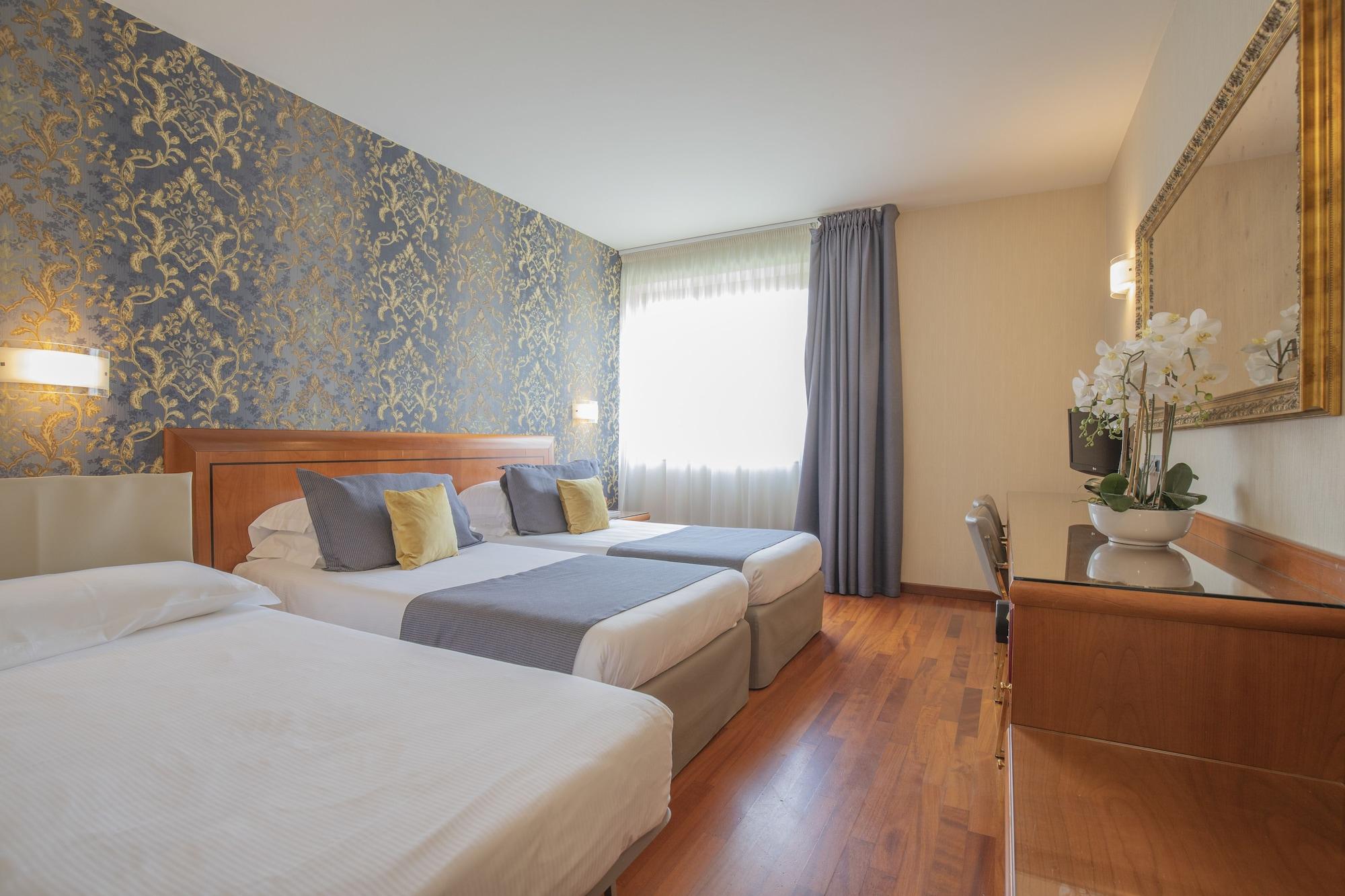 Palace Hotel 4*