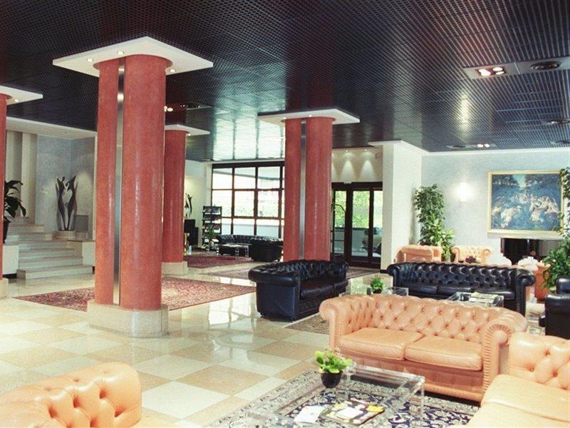 Hotel Palace