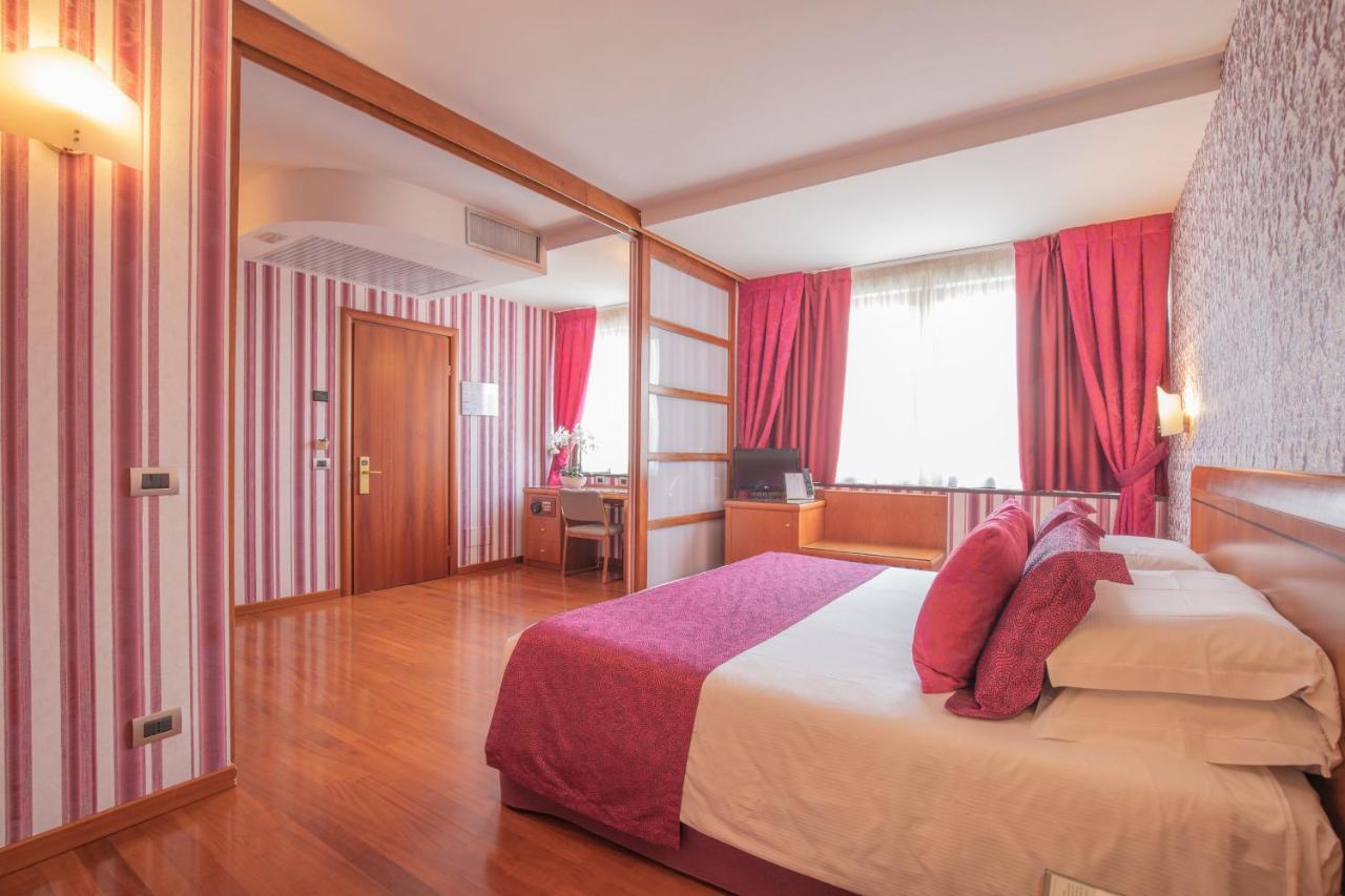 Palace Hotel 4*