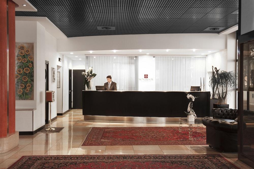 Palace Hotel 4*